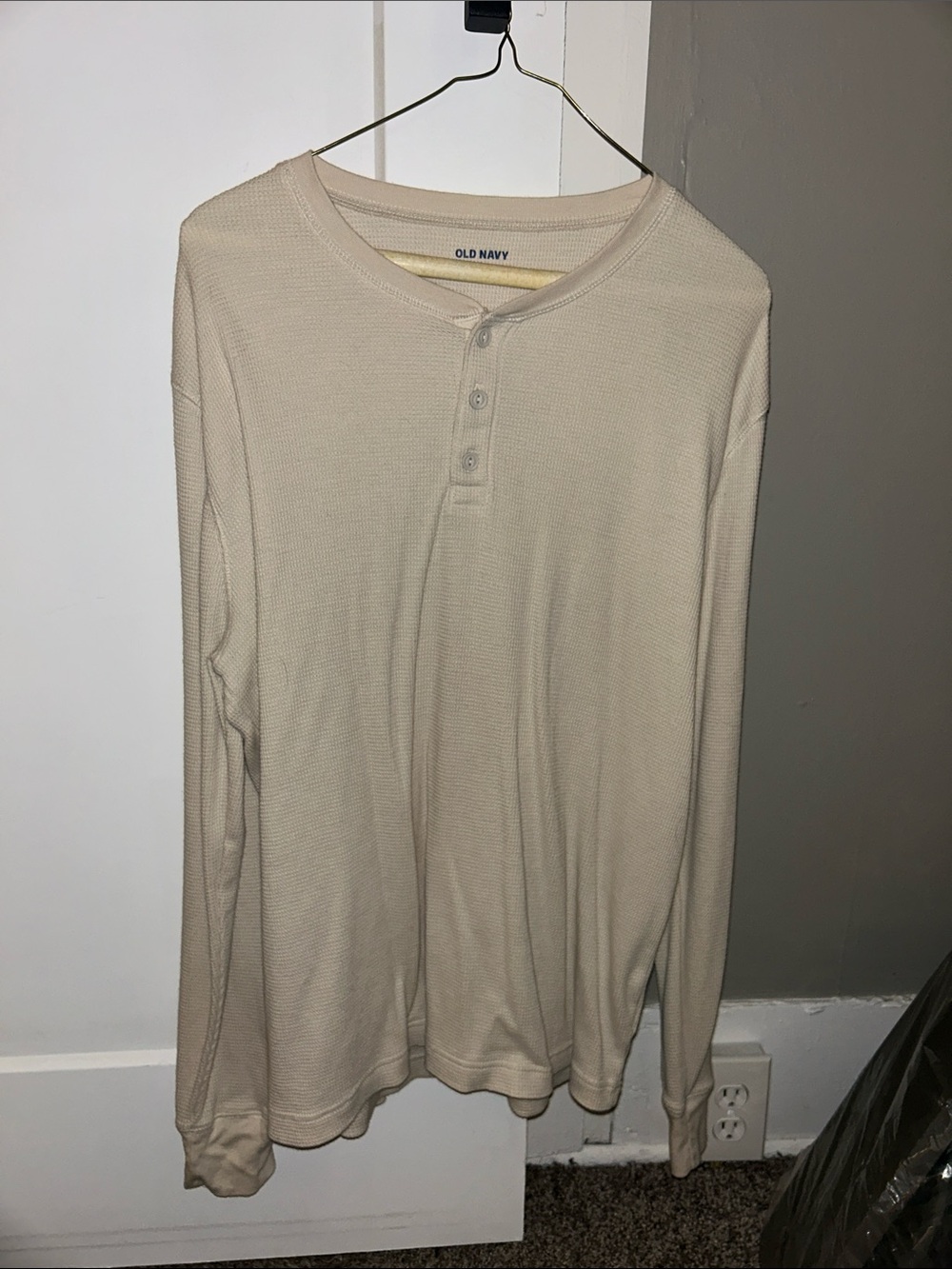 NWOT Old Navy Men’s Waffle Knit Long Sleeve- Large
